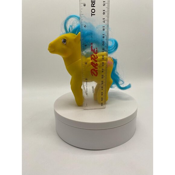 1985 Hasbro My Little Pony Happy Tails Tall Tales Yellow Pegasus Giraffe Pony - Picture 2 of 7